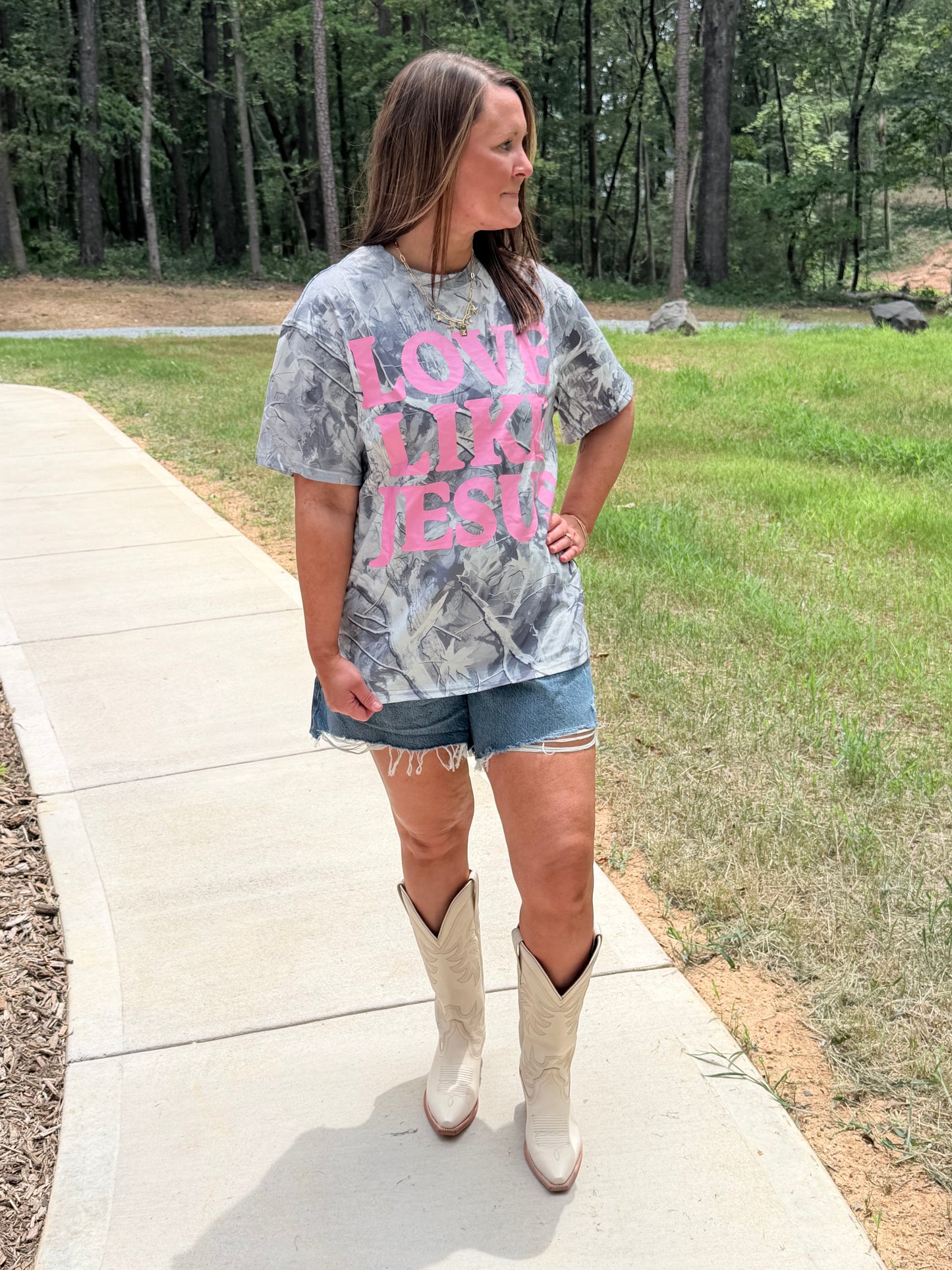 Love Like Jesus Tee