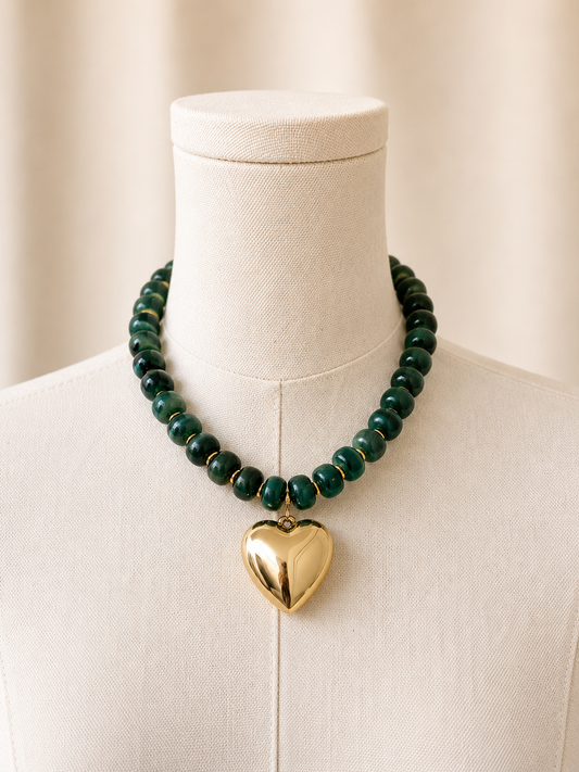 Heart pendant beaded necklace - Emerald Green