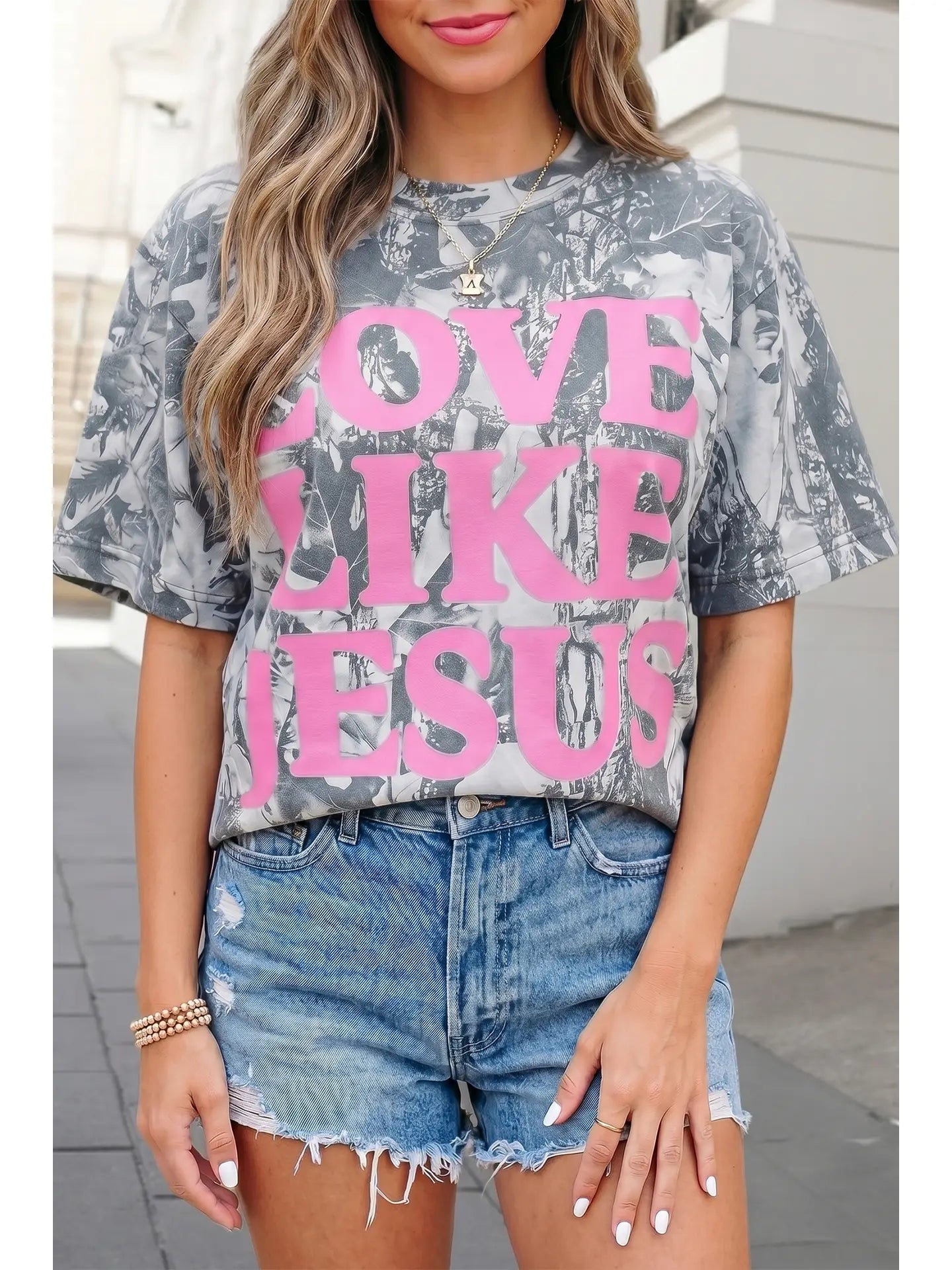 Love Like Jesus Tee